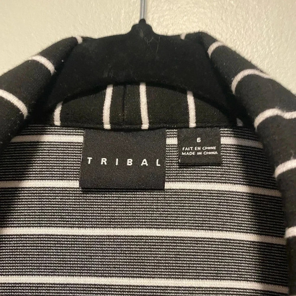 💚 Tribal | Black blazer with white stripes - pockets - size 6 - Picture 2 of 9